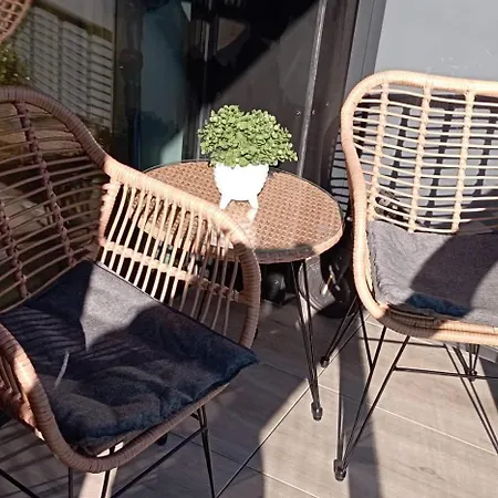 Nadmorski Aktena Shellter *