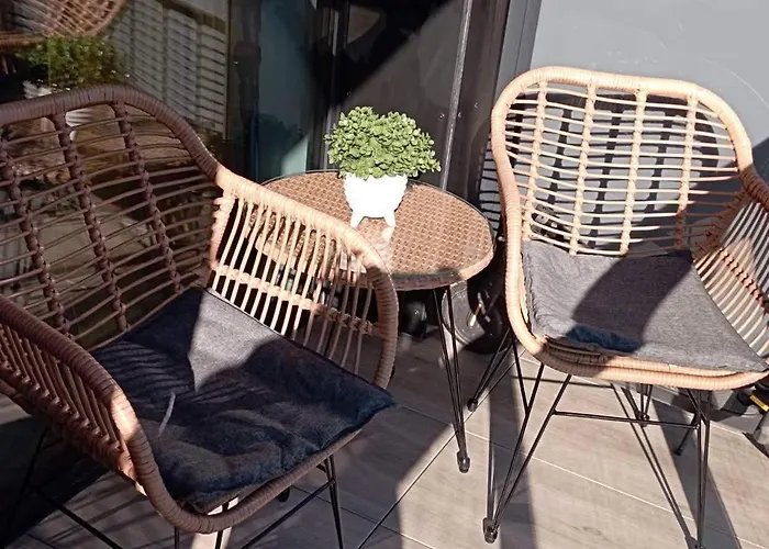 Nadmorski Aktena Shellter *