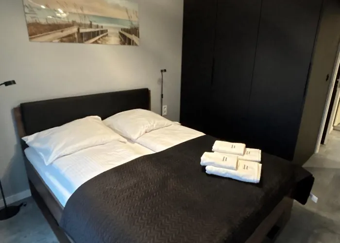 Nadmorski Aktena Shellter Apartament *